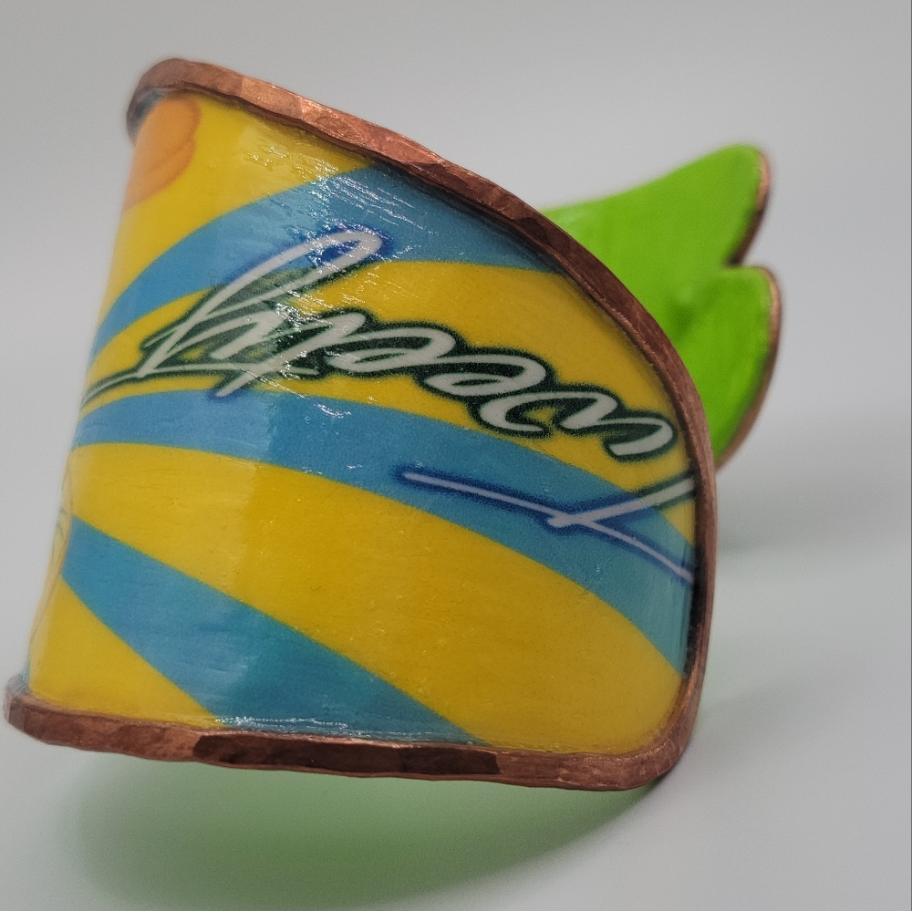 Tweety Bird Bracelet - Picture 9 of 10